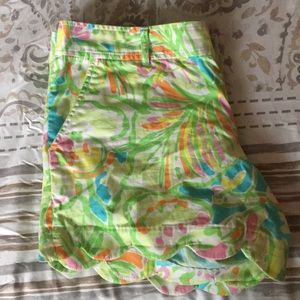 Lilly Pulitzer buttercup short
